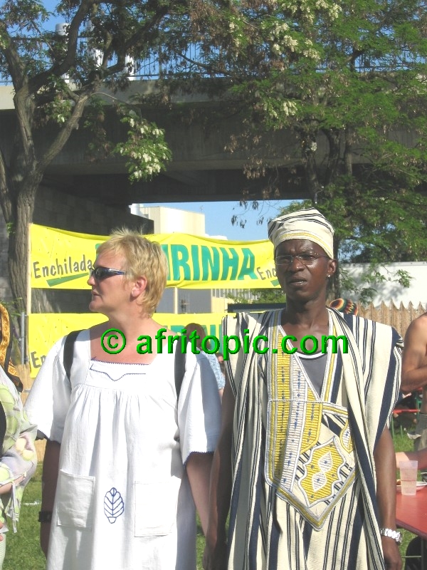 ../Images/AfricaFestival-27-28May05 097.jpg